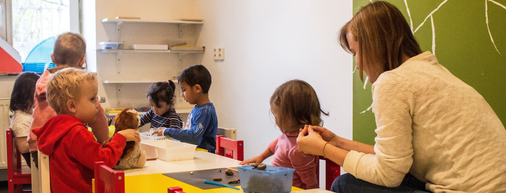 Pražský předškolní klub je jedním z patnácti, které organizace Člověk v tísni provozuje.