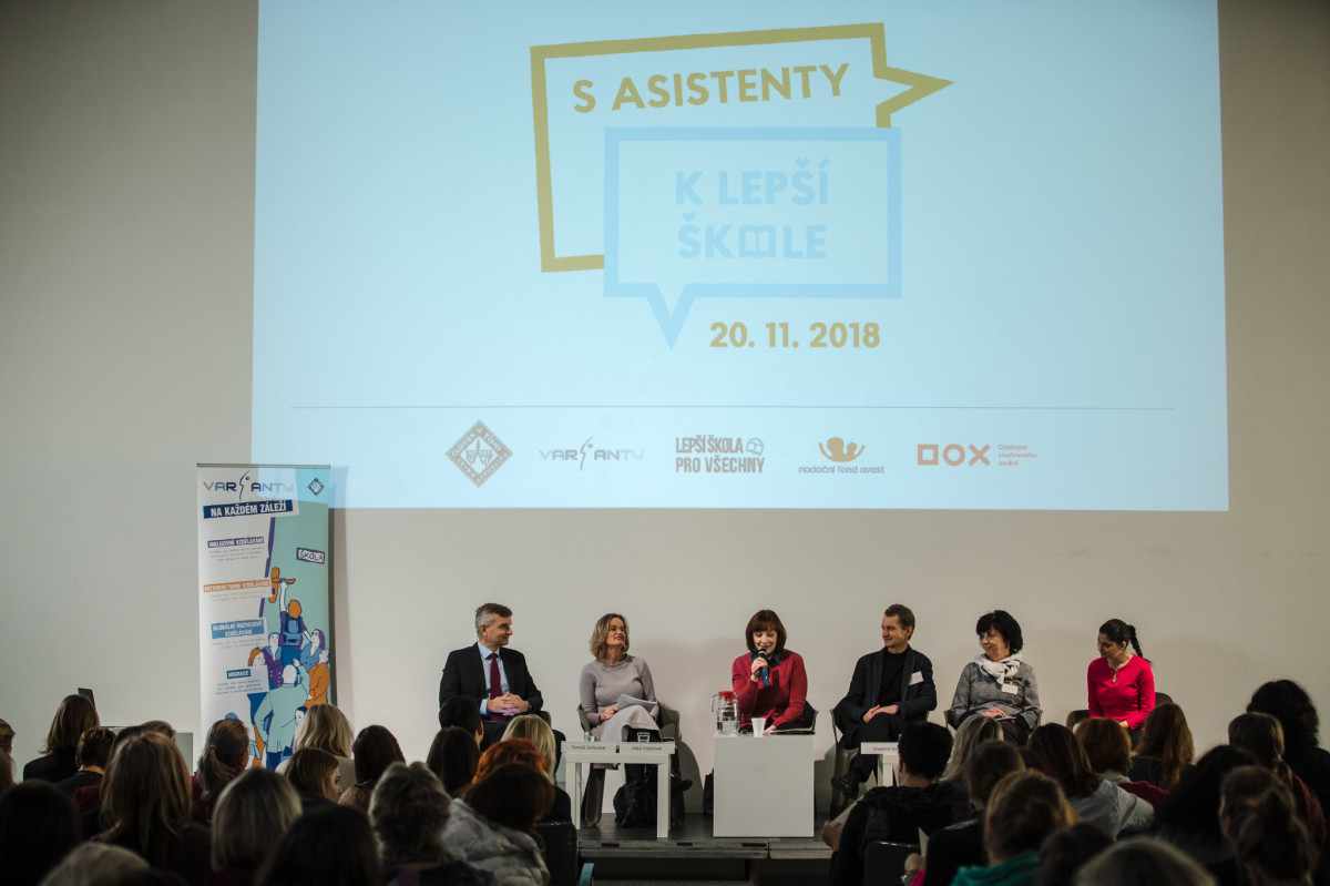 První ročník konference S asistenty k lepší škole je za námi