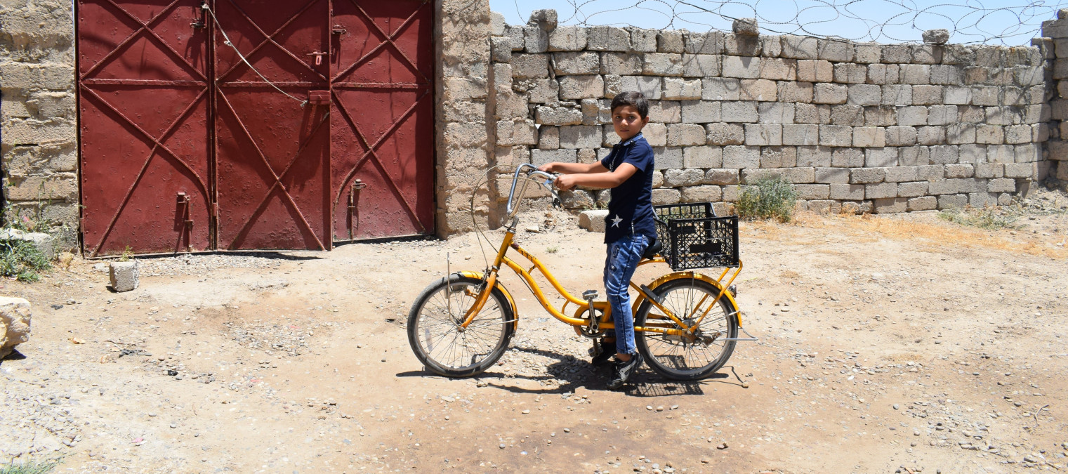 Anas a jeho jízda zpátky do školy