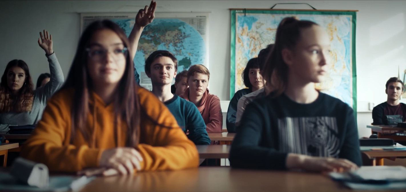 Vzdělávací programy Člověka v tísni zpřístupňují filmy, výukové lekce a další materiály pro online výuku