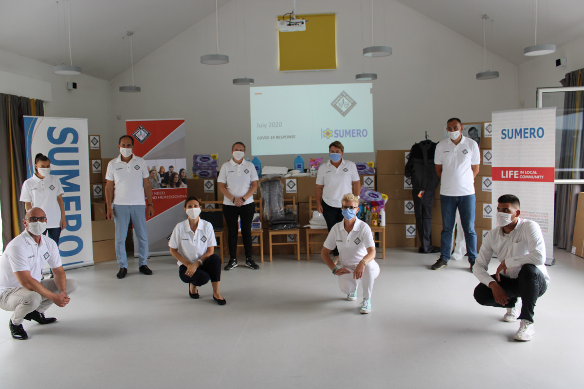 COVID-19 v Bosně a Hercegovině: Jaké příběhy se skrývají pod čísly?