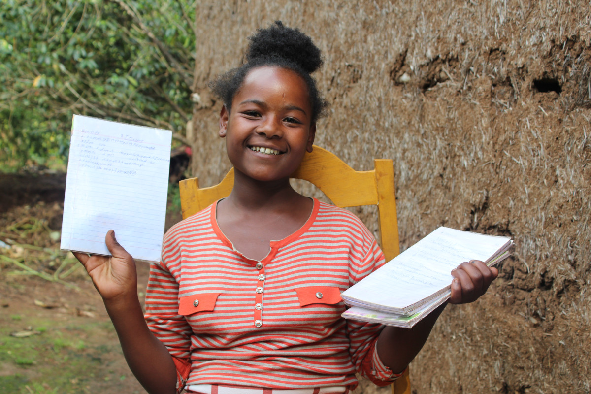 Cesta za vzděláním: „Jednou chci pomáhat ženám,“ říká dvanáctiletá Emnet z Etiopie