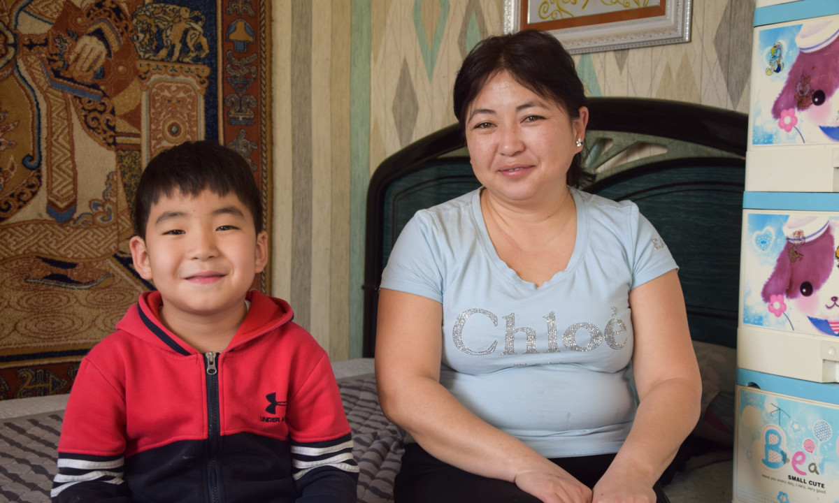 O 1200 kg uhlí na rodinu méně. Pomáháme v boji se znečištěným ovzduším v Ulánbátaru pomocí energeticky účinných řešení