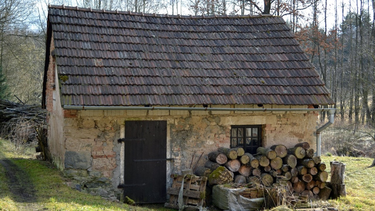 Ze sklepa do sociálního bydlení