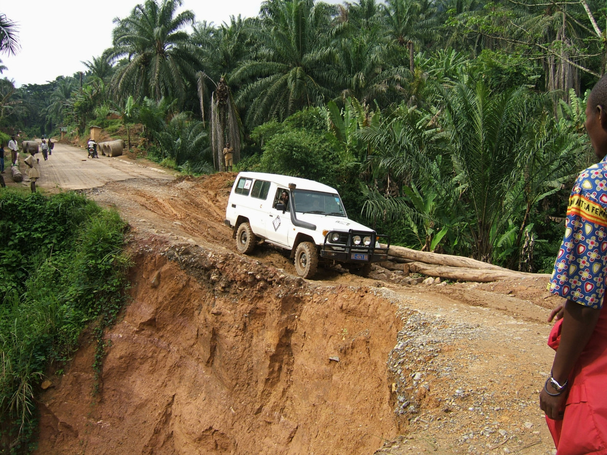 Jsme národ neviditelných hrdinů a země láskyplných bojovnic. Češi jsou lepší, než si o sobě myslí. Startuje kampaň Takoví jsme