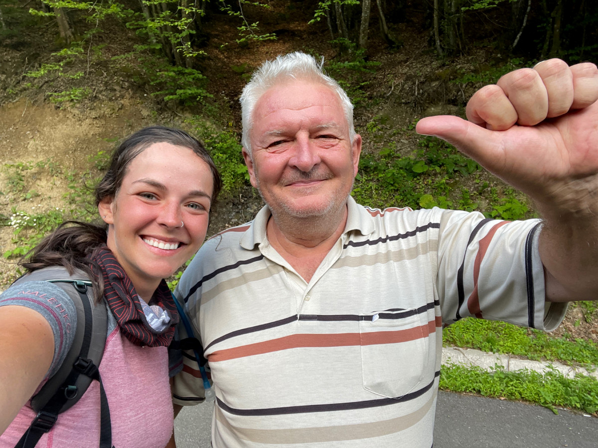 Cestovatelka Nicolette v pátek dojde pěšky do Banátu