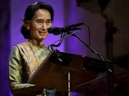 Aung San Suu Kyi vystoupila na pražském Foru 2000