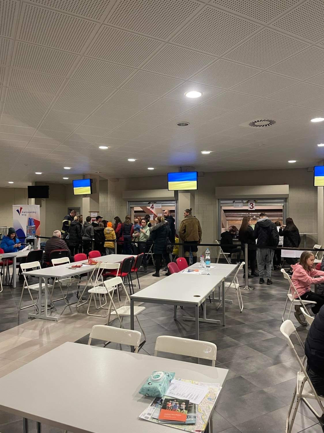 Lidem utíkajícím z Ukrajiny pomáháme napříč republikou