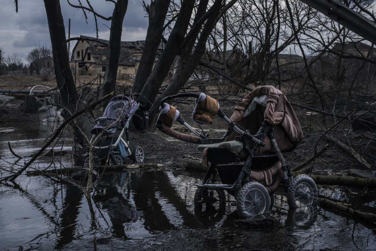 I válka má svá pravidla a na Ukrajině jsou hrubě porušována