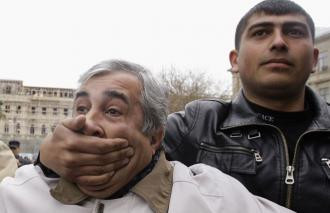 Ázerbájdžán: špatně vedené pozorovací mise legitimizují diktátorský režim