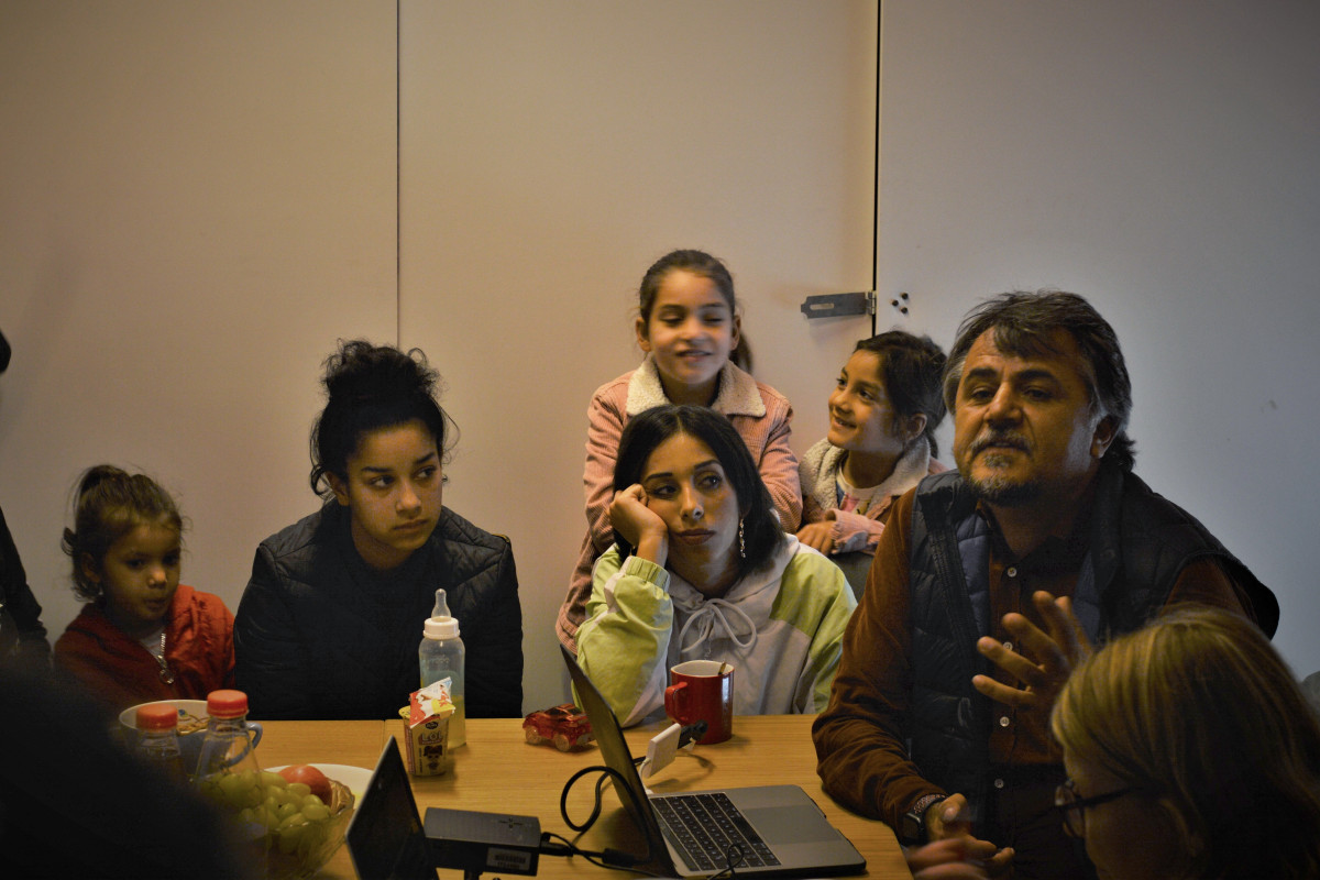 Nad baklavou a koláčem: Pracovníci tureckých a českých sociálních služeb vzájemně sdíleli zkušenosti