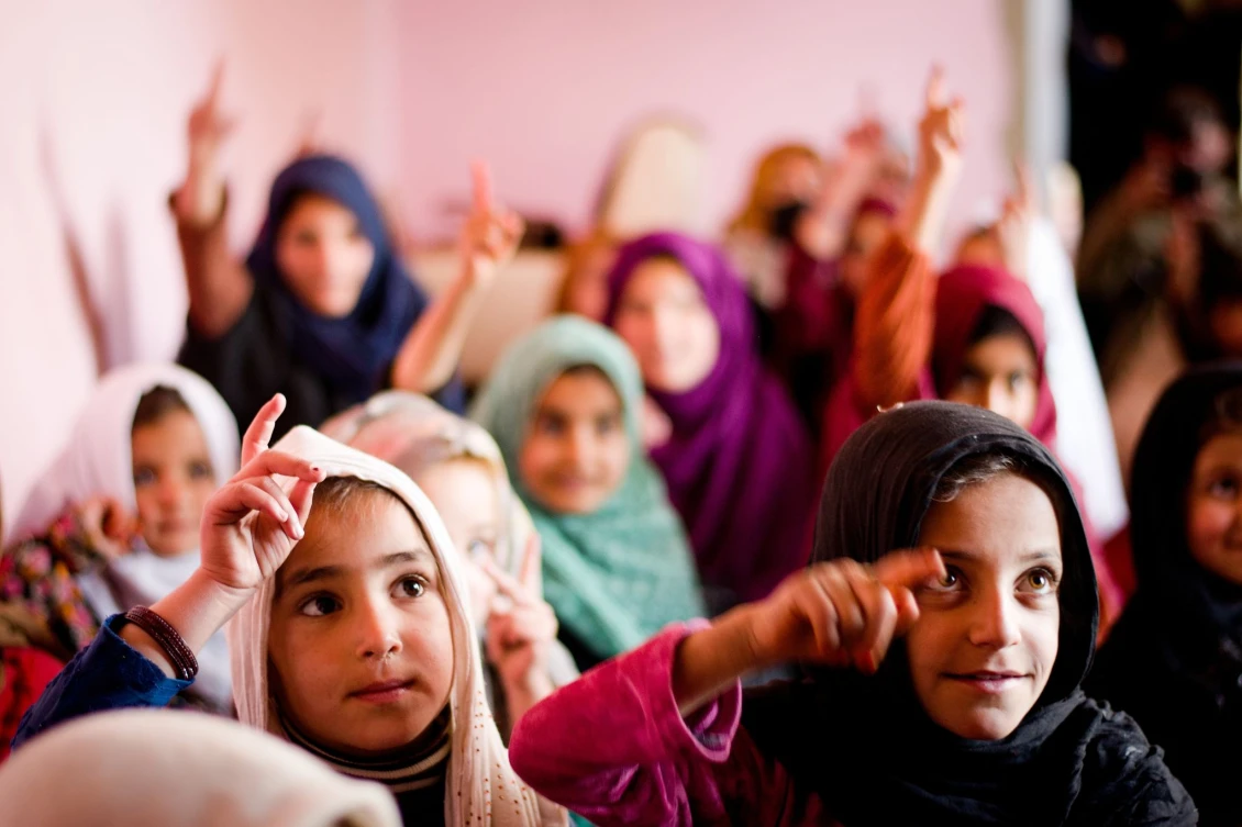 Jedna z padesáti tříd komunitního vzdělávání v  Nerkh District v centrálním Afghánistánu. 