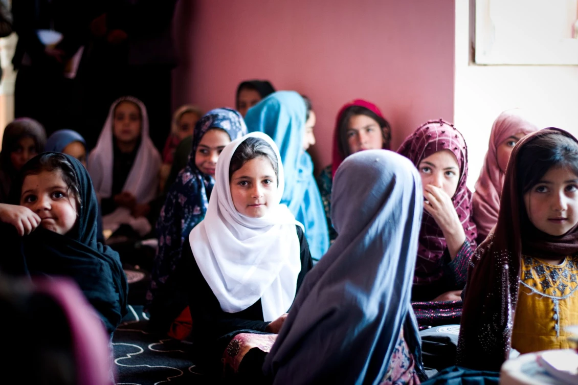 Jedna z padesáti tříd komunitního vzdělávání v  Nerkh District v centrálním Afghánistánu. 