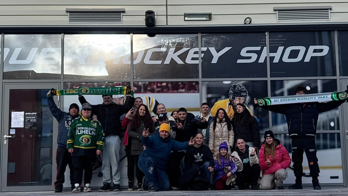 Klub Aktiv na zápasu HC Eenergie Karlovy Vary. 