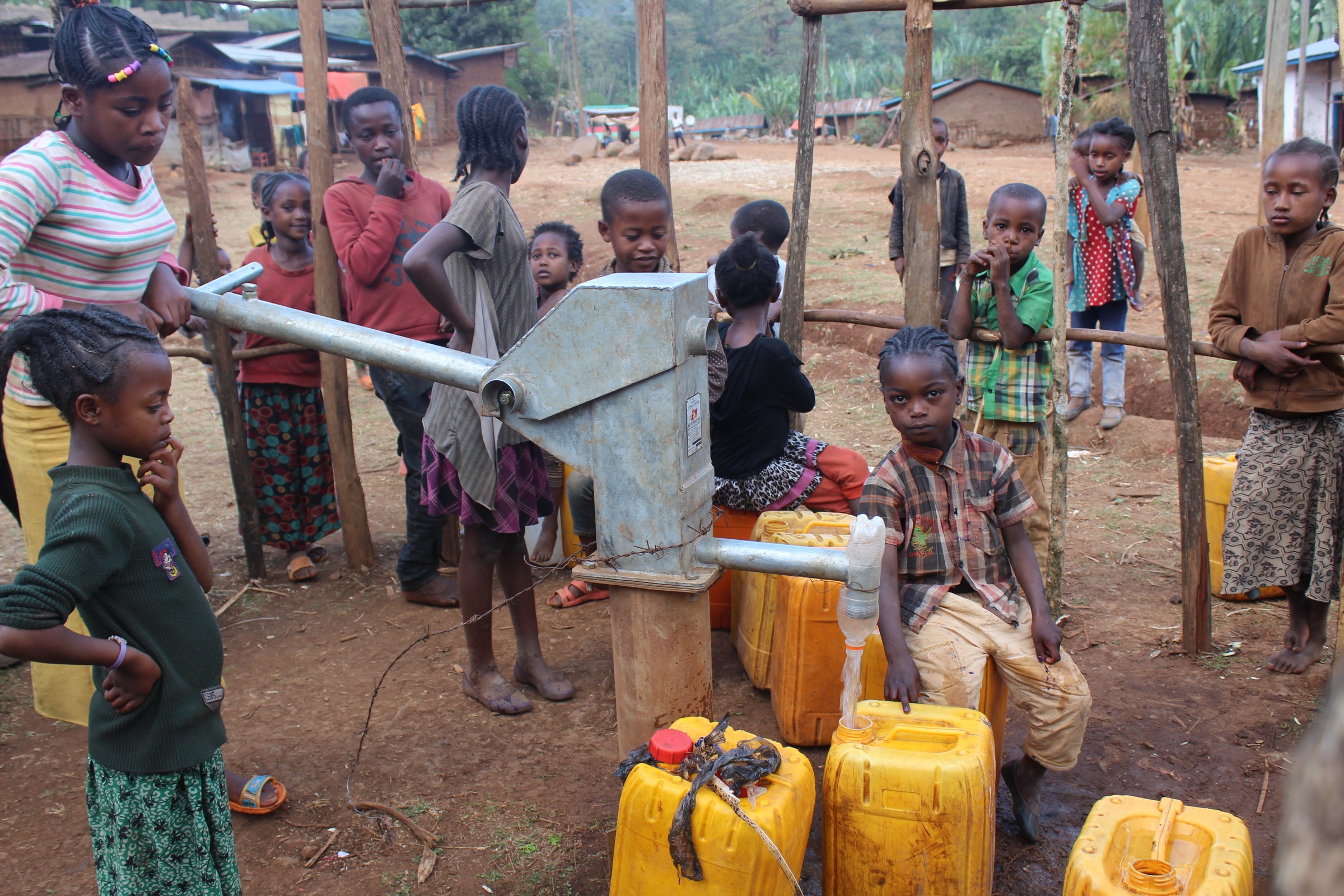 A renovated water pump connecting families during the displacement